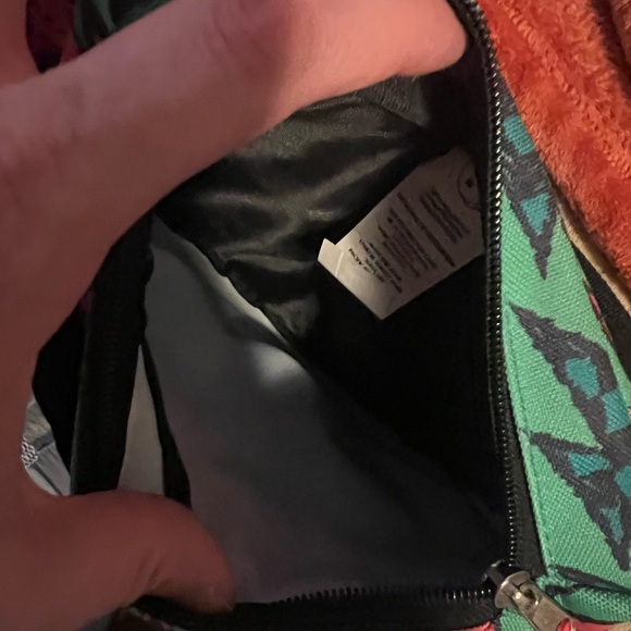 Maui and sons Fanny pack - Picture 2 of 3